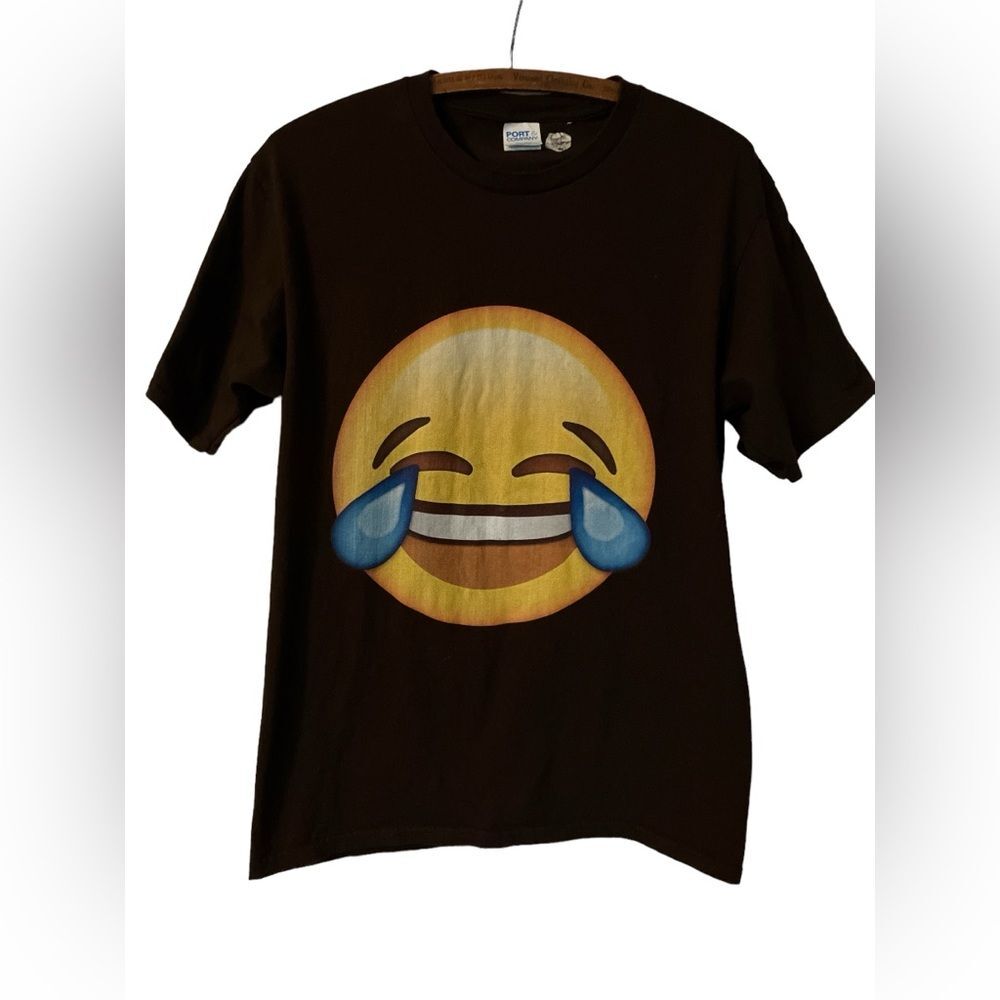Laughing Emoji T Shirt Size M